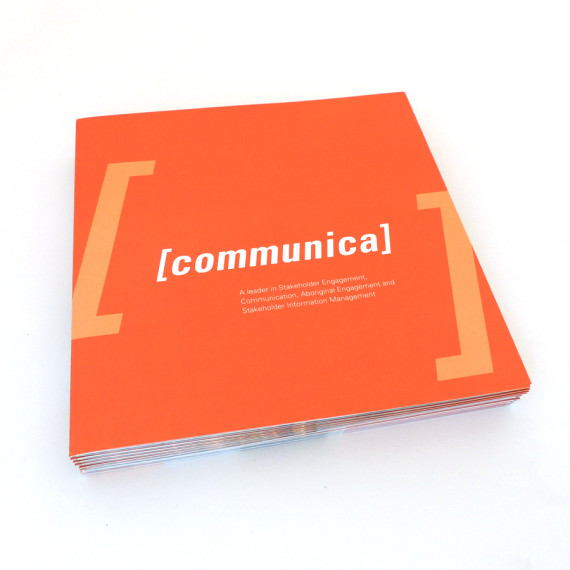 Communica-Brochure-Stack